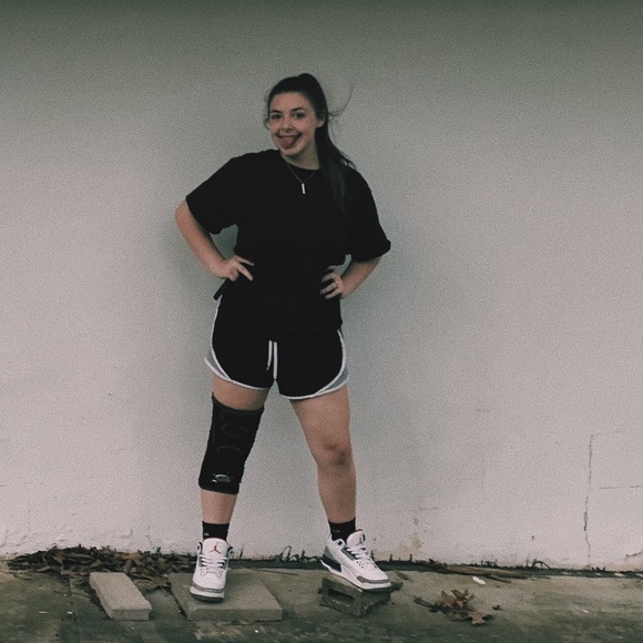 Meet your Posher, Bella - Picture 1 of 1